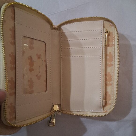 Loungefly Disney Mouse Woven Texture Zip Around Wallet - Picture 11 of 14
